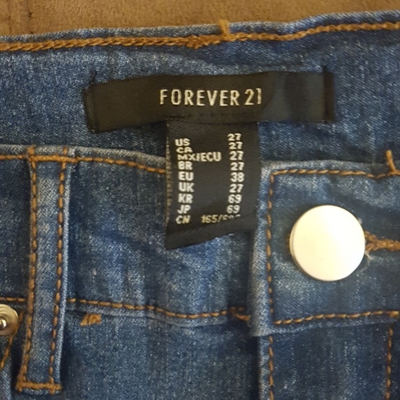 Skinny Jean's - Picture 5 of 5